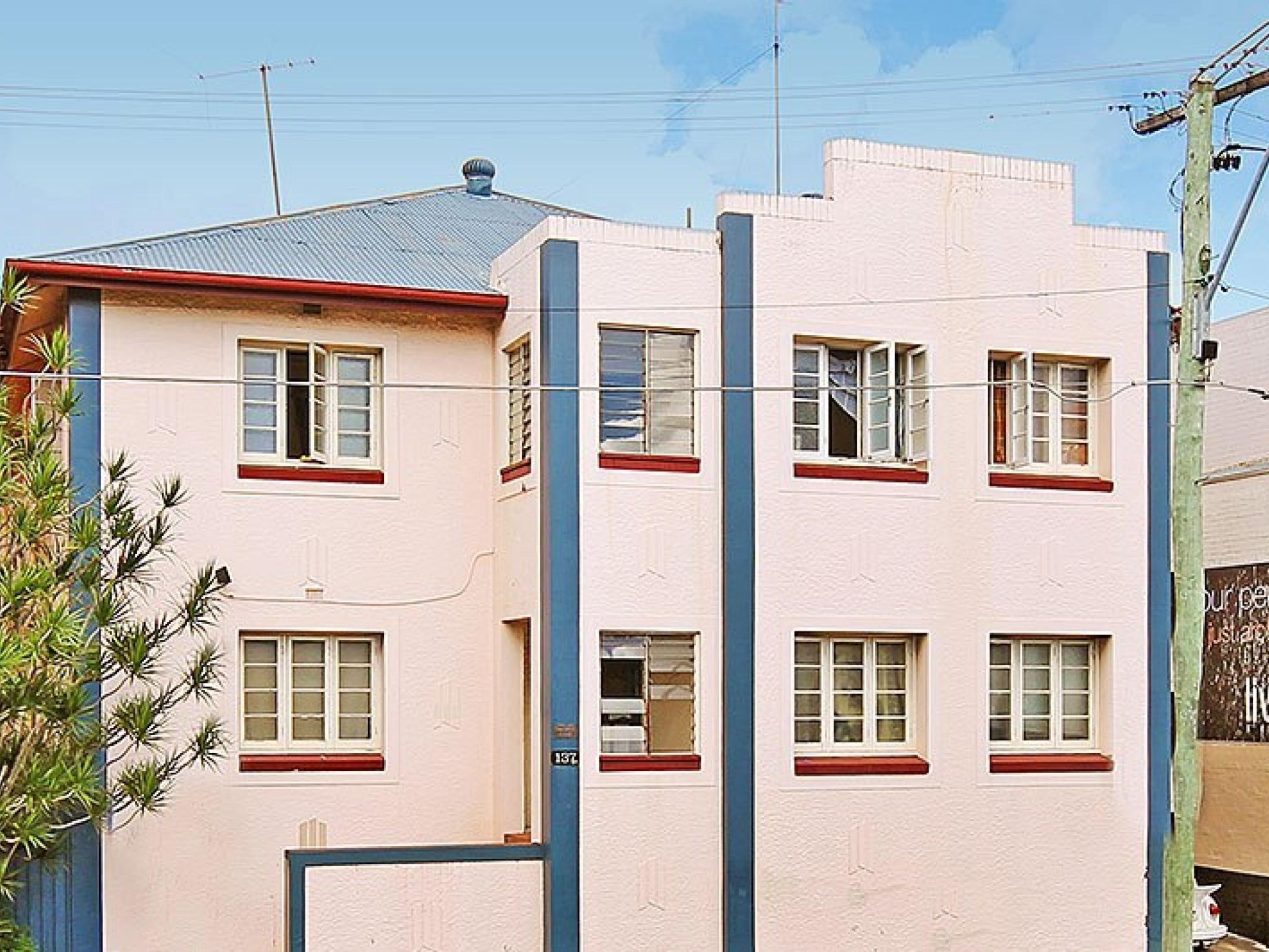 Studio Apartment - Partly Furnished